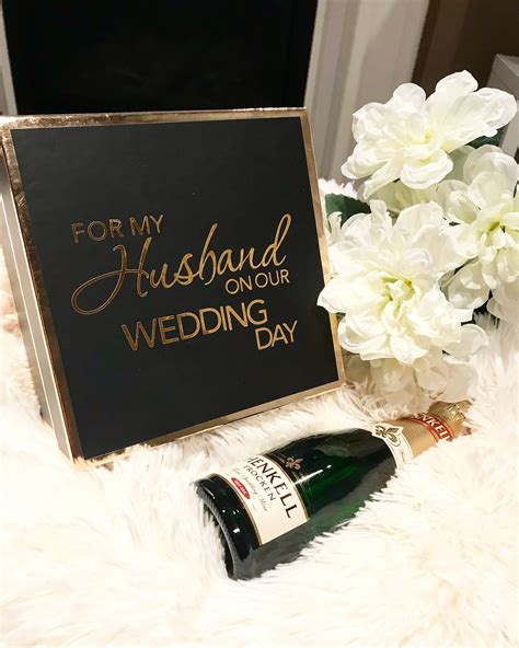 gift box for husband on wedding day